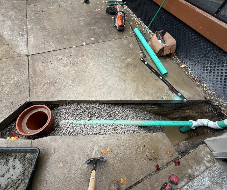 sewage cleanup service